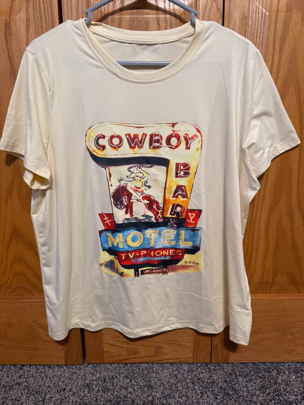 SHEIN Cream Short Sleeve Tee with Retro Cowboy Motel Graphic